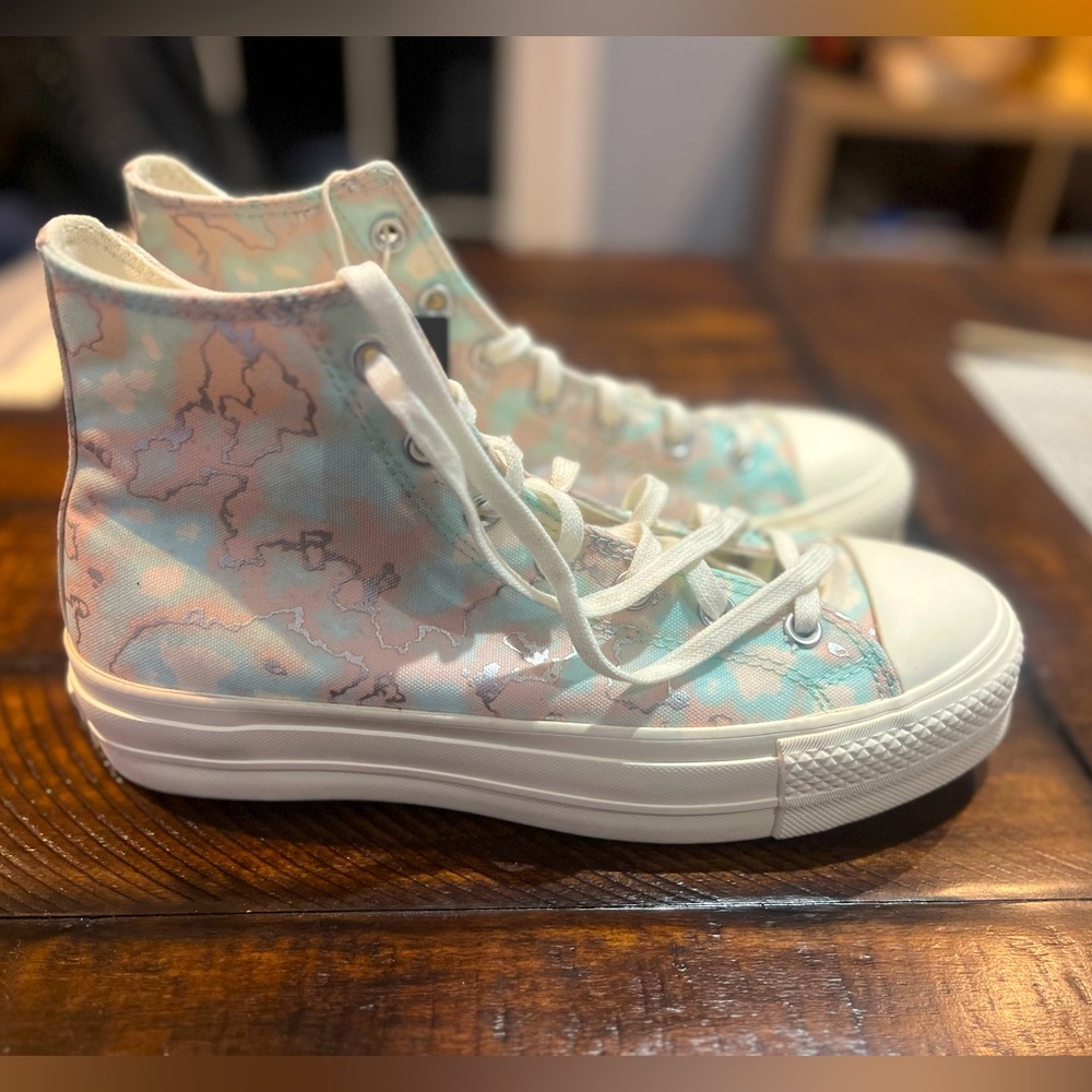 Converse CTAS Hi Lift Marble light dew women’s platform sneakers A02033C NWT